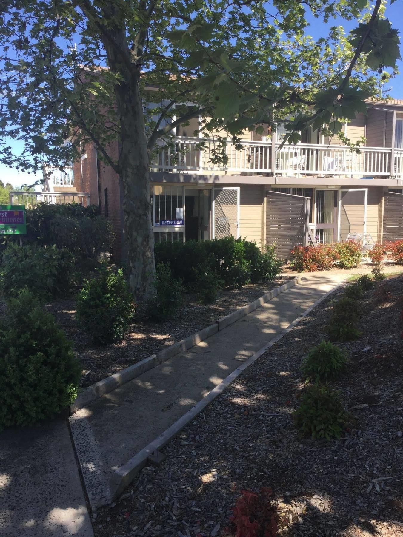 Bathurst Studio Apartments Bagian luar foto